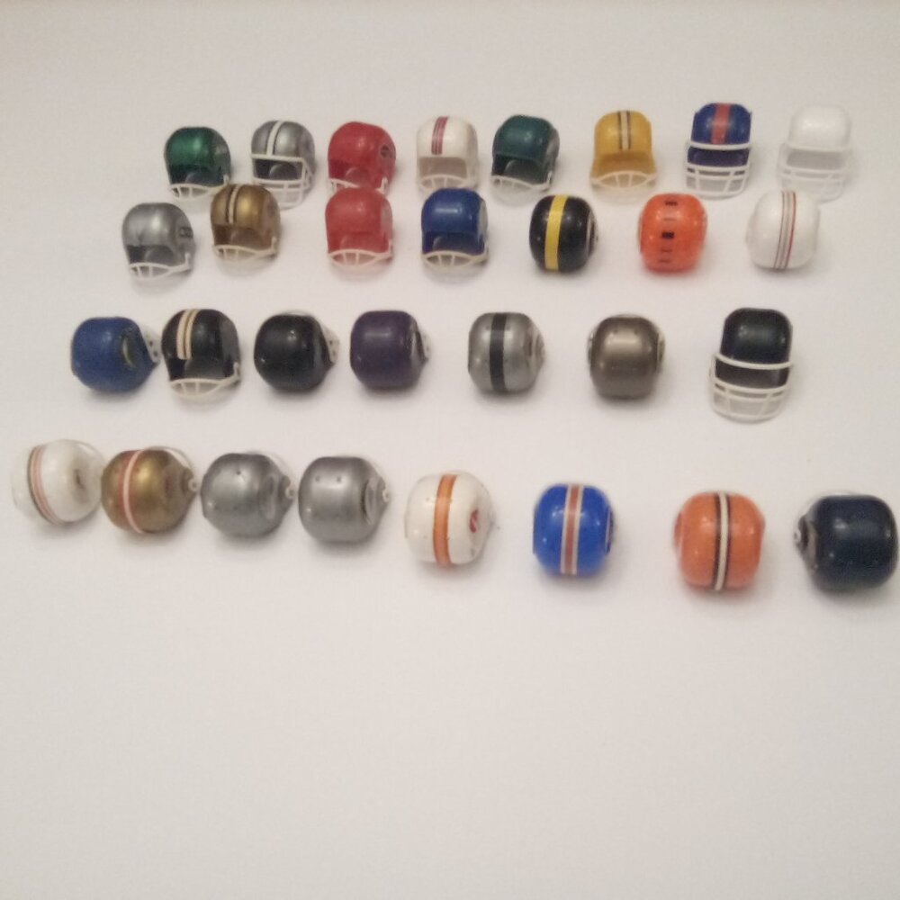 retro mini helmets bubble gum machine